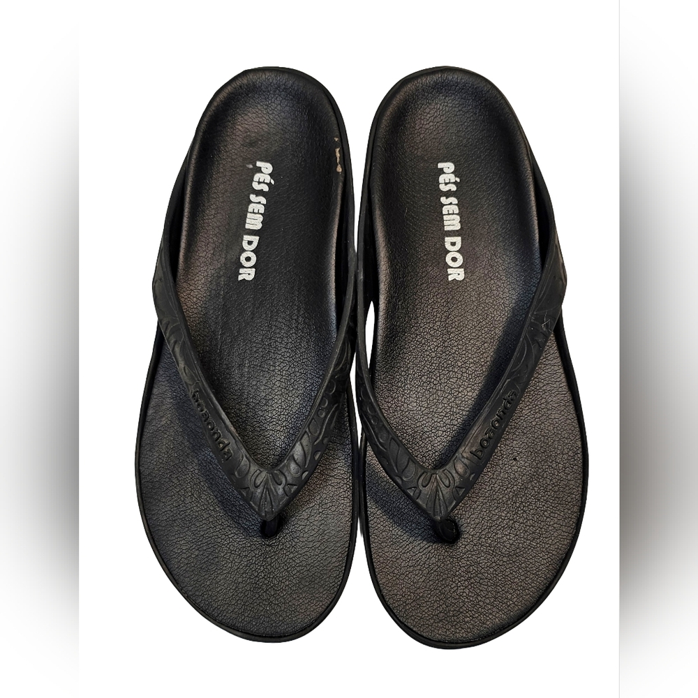 Women's Black Comfort Flip-Flop Sandals